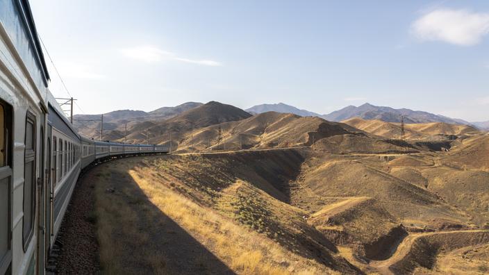 visiter-lasie-en-train-un-voyage-fascinant-et-inoubliable